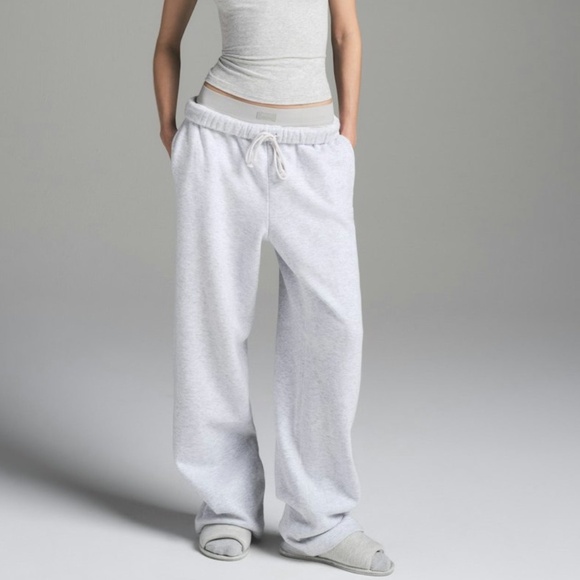 SKIMS COTTON FLEECE CLASSIC STRAIGHT LEG PANT - Picture 1 of 9